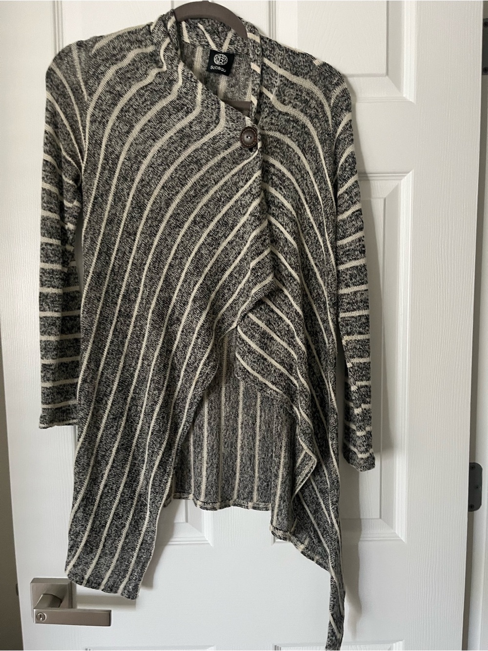 Striped Draped Open-Front Cardigan - Picture 4 of 7